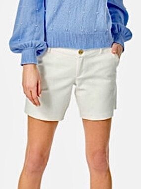 Lilly Pulitzer Jayne Stretch Short
Resort White
Sz 14 NWT